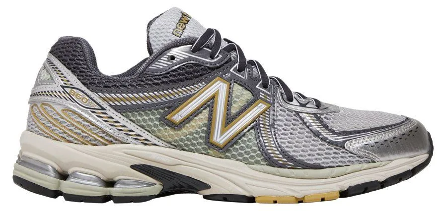 New Balance Men 860v2