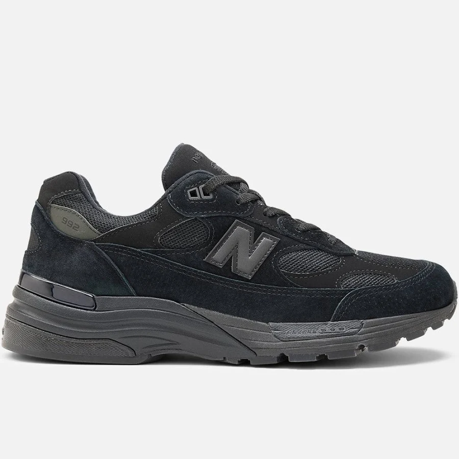 992 MADE IN USA "BLACK" 8