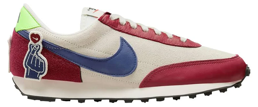 Women Nike Daybreak 'South Korean Love' DO2046-133