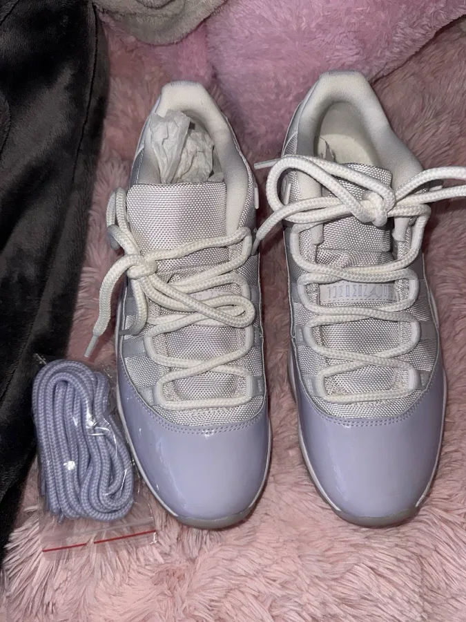 Jordan 11 Lows Purple Men’s 9.5