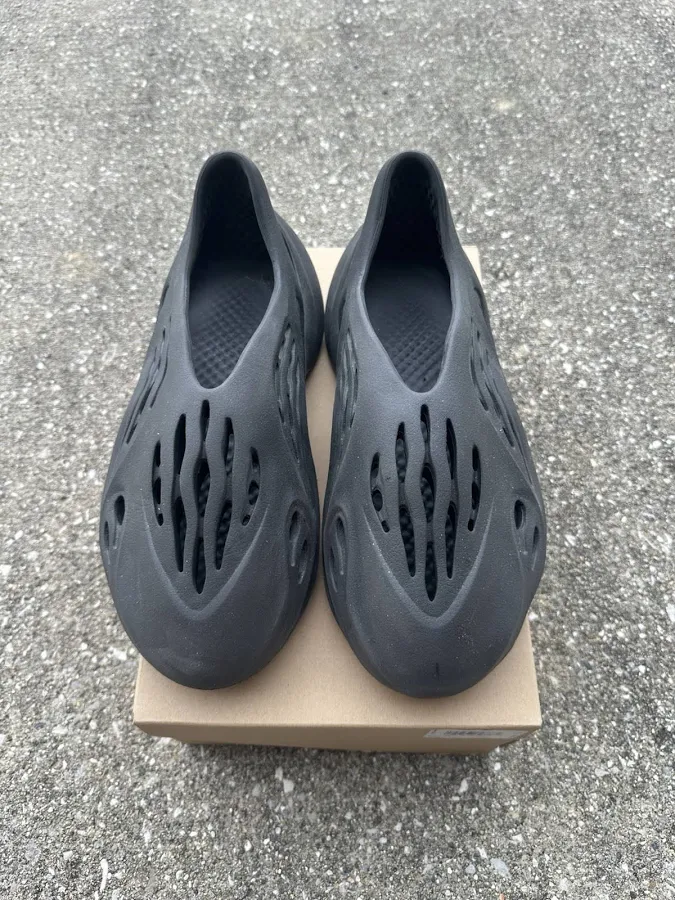 Adidas Yeezy Foam Runner Rnnr Men's Size 11 Black/onyx