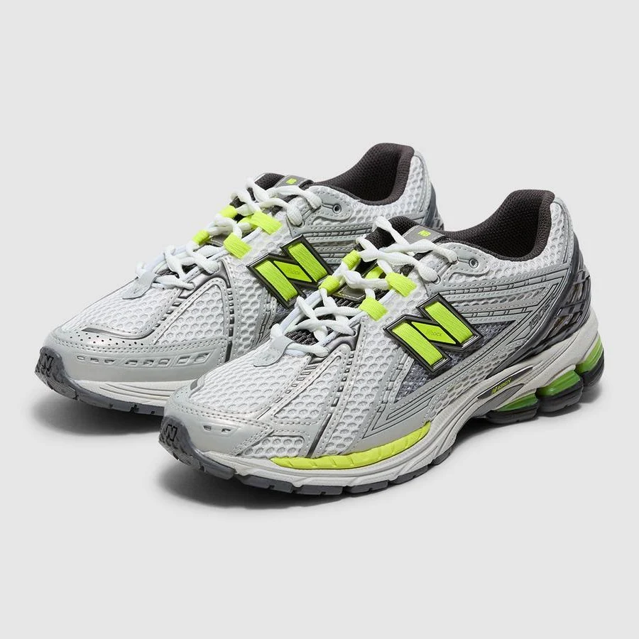 New Balance 1906R Sneaker (Light Silver Metallic / Alkaline Green - 4)