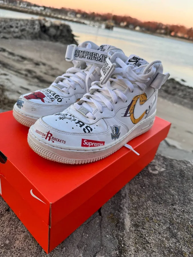 Men's Nike Air Force 1 Mid Supreme NBA
