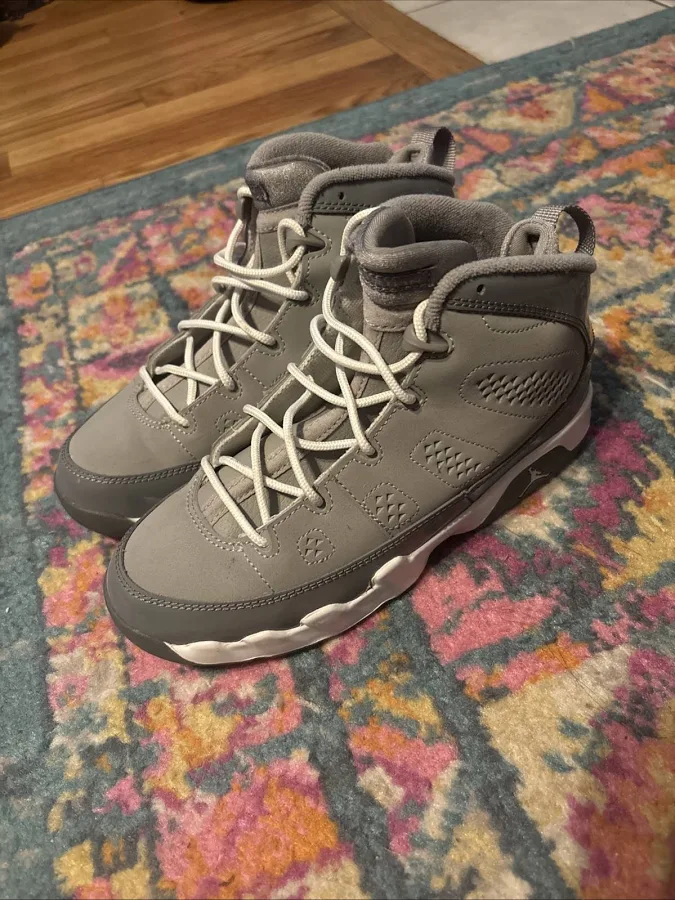 Air Jordan Retro 9 Cool Grey Size 3 401811-015 2012