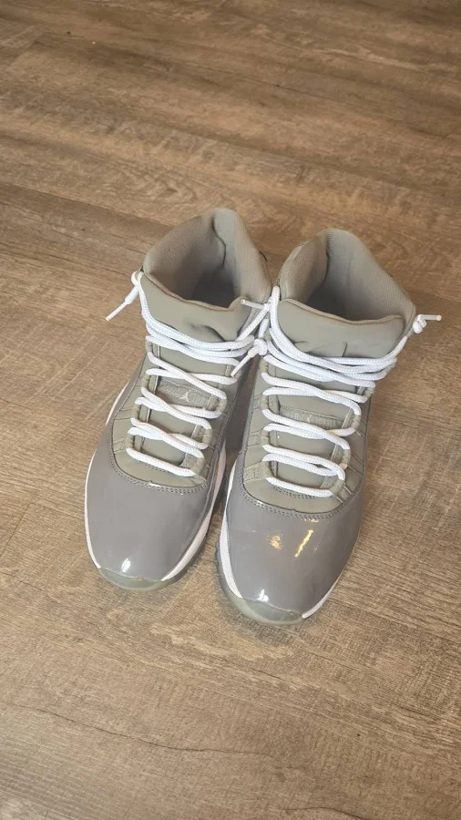 Jordan 11 Retro High Cool Grey. Size 10