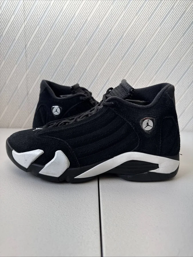 Brand Nike Jordan 14 Retro Black/white 487471‐016 Men’s Size 8