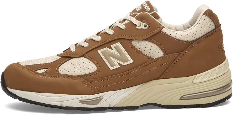 New Balance 991v1 Sneaker in Chipmunk/Birch, Size UK 10 | END Clothing