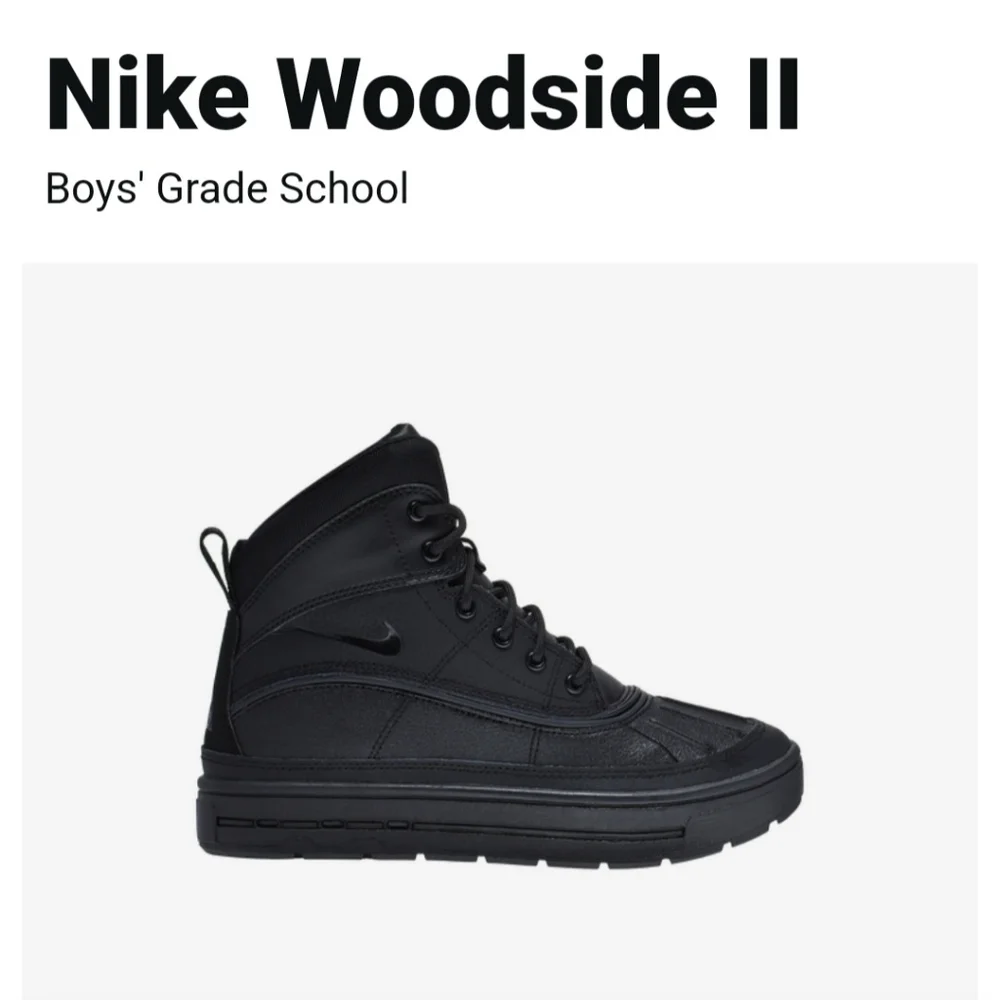 Nike Duck boots Size 5