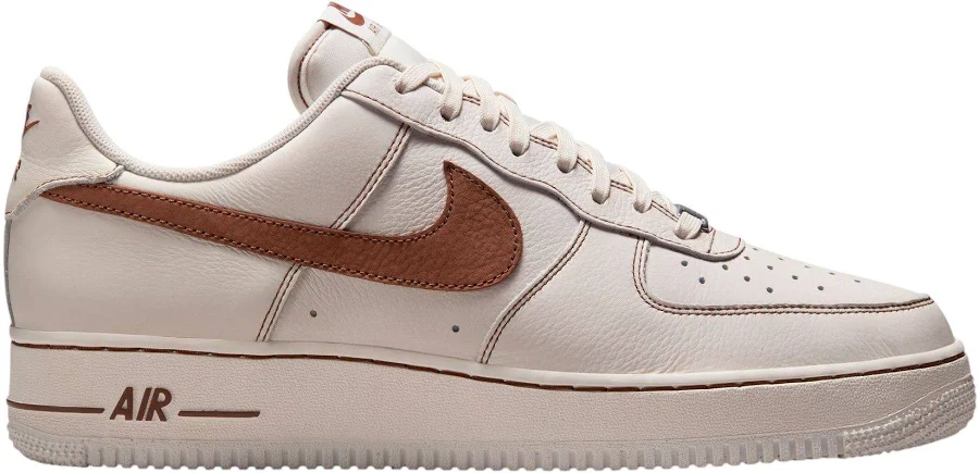 Nike Men's Air Force 1 '07 LV8 Sneakers