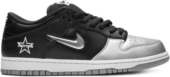 Nike - x Supreme SB Dunk Low OG QS "Jewel Swoosh Silver/Black" sneakers - unisex - Calf Leather - 8.5