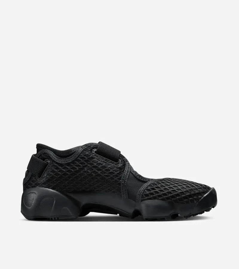 Women S Air Rift Lace Sandals Off-noir In Black