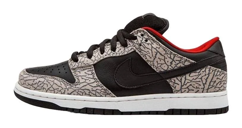 Nike SB Dunk Low Supreme (2002)
