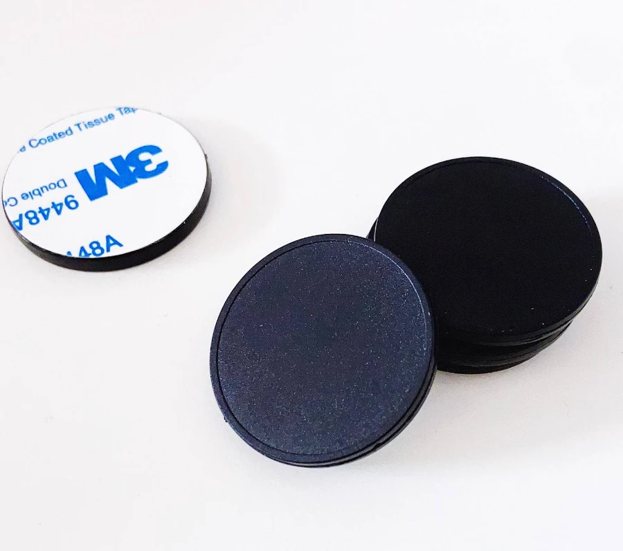 NFC Guard Tour ON-METAL rugged sticky token - Black ABS - NTAG213 - 30mm round
