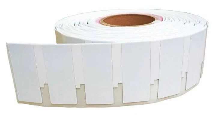 Model ML6535 Metal Mount Label on Roll Stock, 65x35x1mm, UHF 902-928 MHz passive RFID, Monza R6P chip