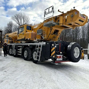 Вездеходный подъемный кран 230T XCA230-S с 5-осной конструкцией для сборки ветряных турбин и крупномасштабных работ по подъему мостов